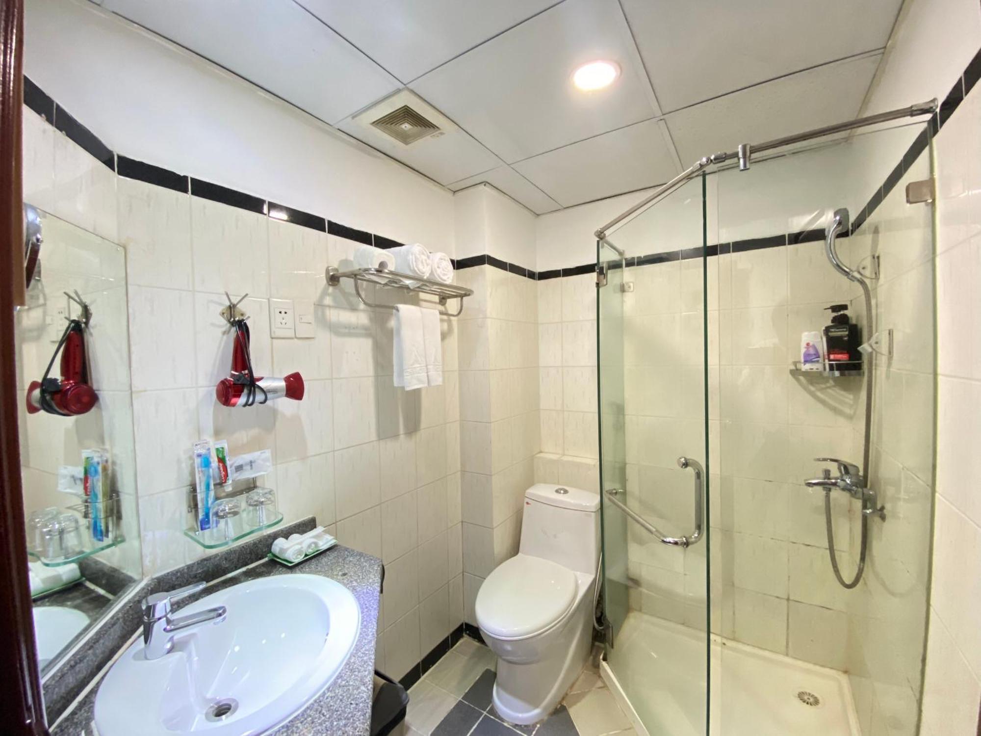 הו צ'י מין סיטי A25 Hotel - 251 Hai Ba Trung Hcm מראה חיצוני תמונה