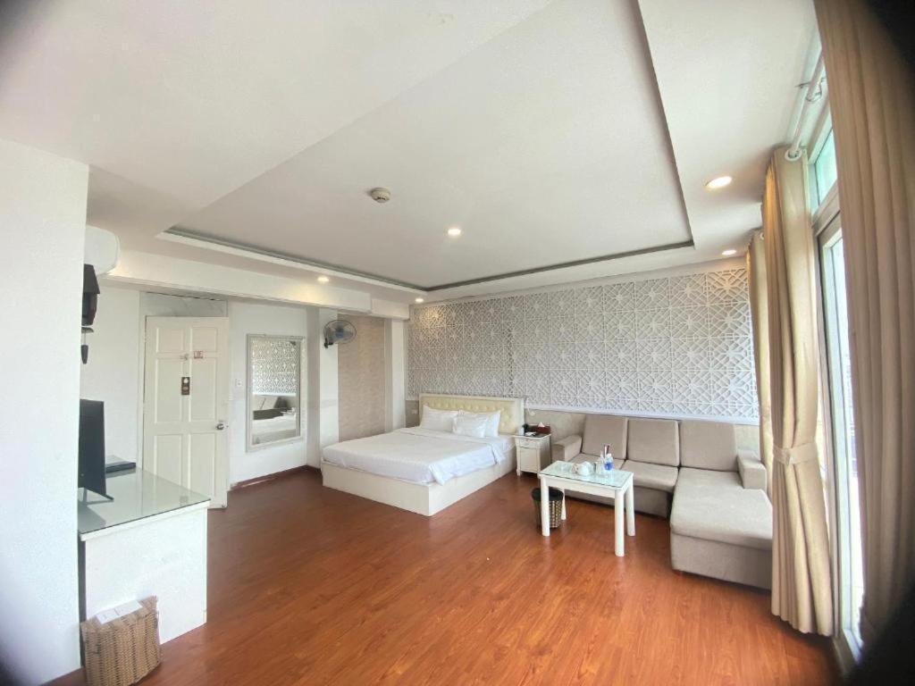 הו צ'י מין סיטי A25 Hotel - 251 Hai Ba Trung Hcm מראה חיצוני תמונה