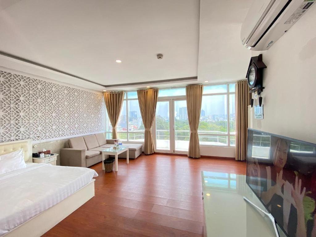 הו צ'י מין סיטי A25 Hotel - 251 Hai Ba Trung Hcm מראה חיצוני תמונה